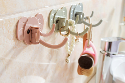 無(wú)痕掛鉤膠，我選凱峰材料